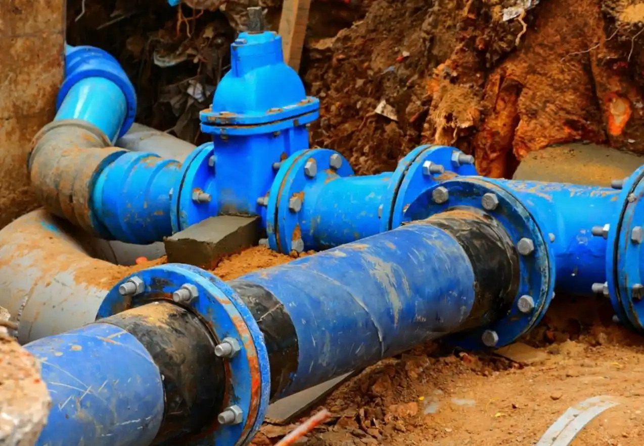 Dallas plumber repairing a damaged underground water line for a residential property